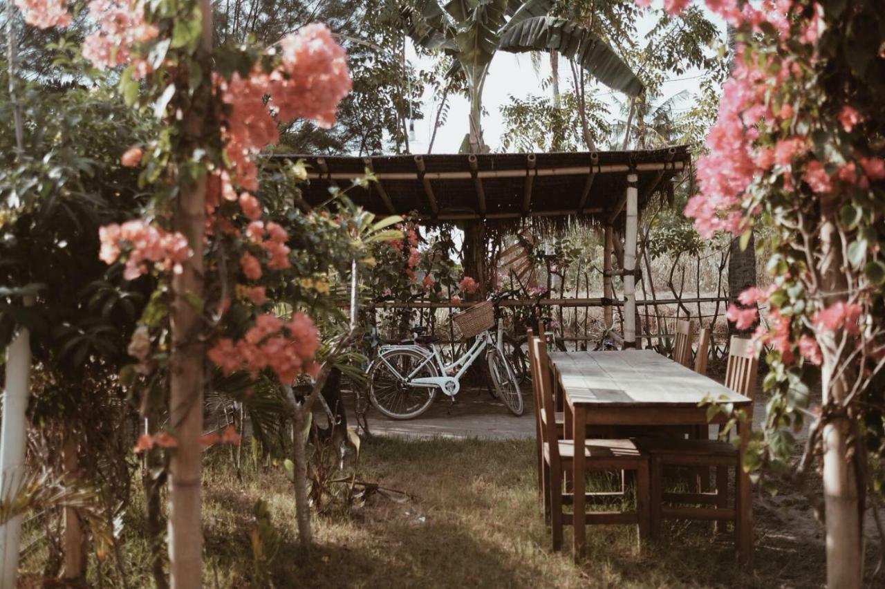 El Jardin De Shambala Otel Gili Air Dış mekan fotoğraf